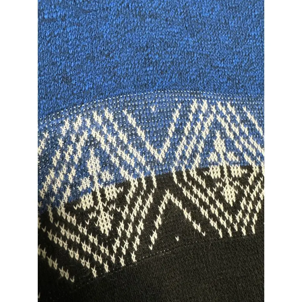 Vintage Y2K Turnabout crew neck multipattern sweater blue, black & white size XL